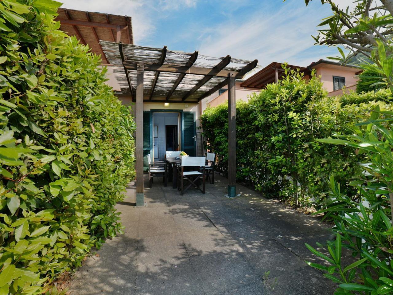 Apartment Altaluna-5 By Interhome Nisporto エクステリア 写真